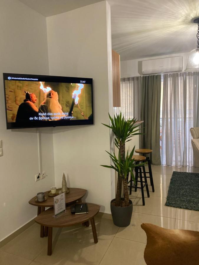 Little John Luxury Apartment Piraeus Bagian luar foto