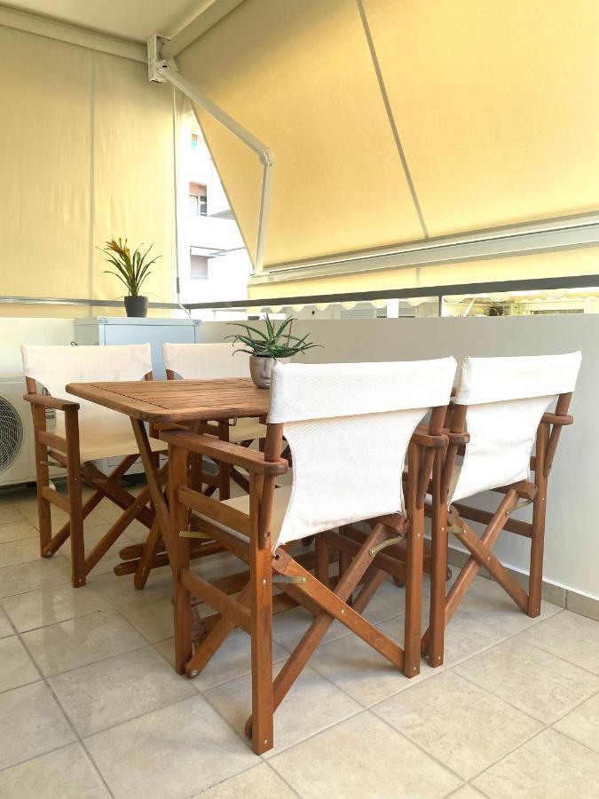 Little John Luxury Apartment Piraeus Bagian luar foto