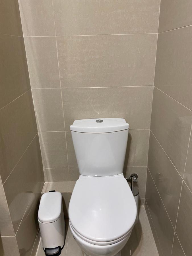 Little John Luxury Apartment Piraeus Bagian luar foto