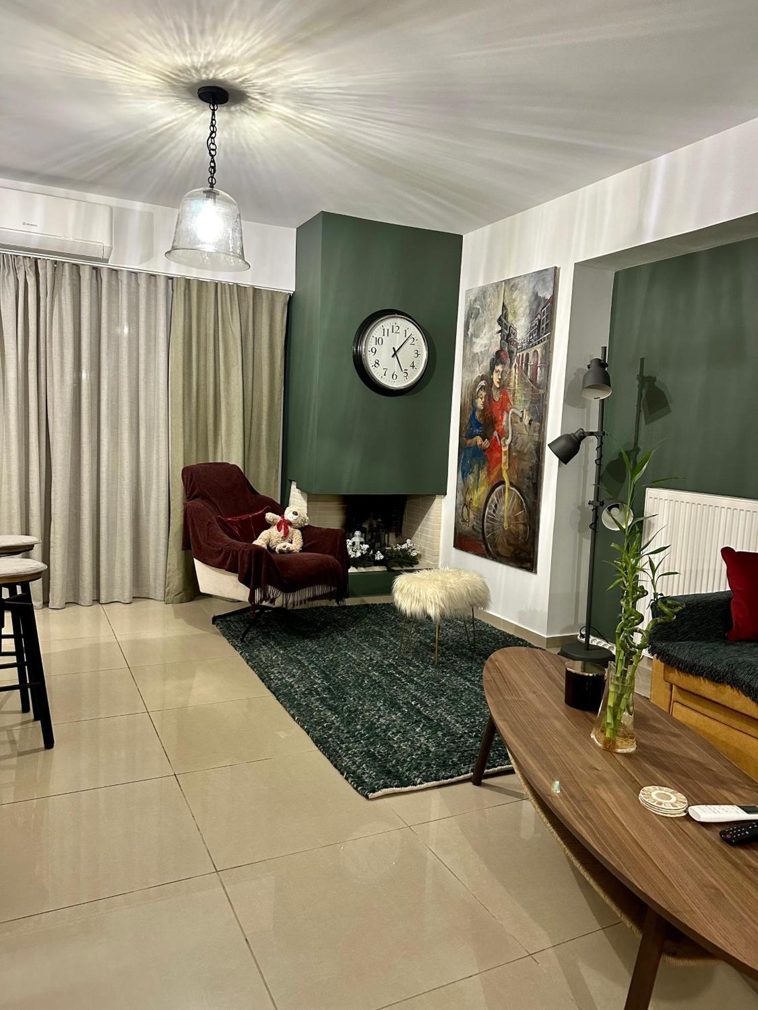 Little John Luxury Apartment Piraeus Bagian luar foto